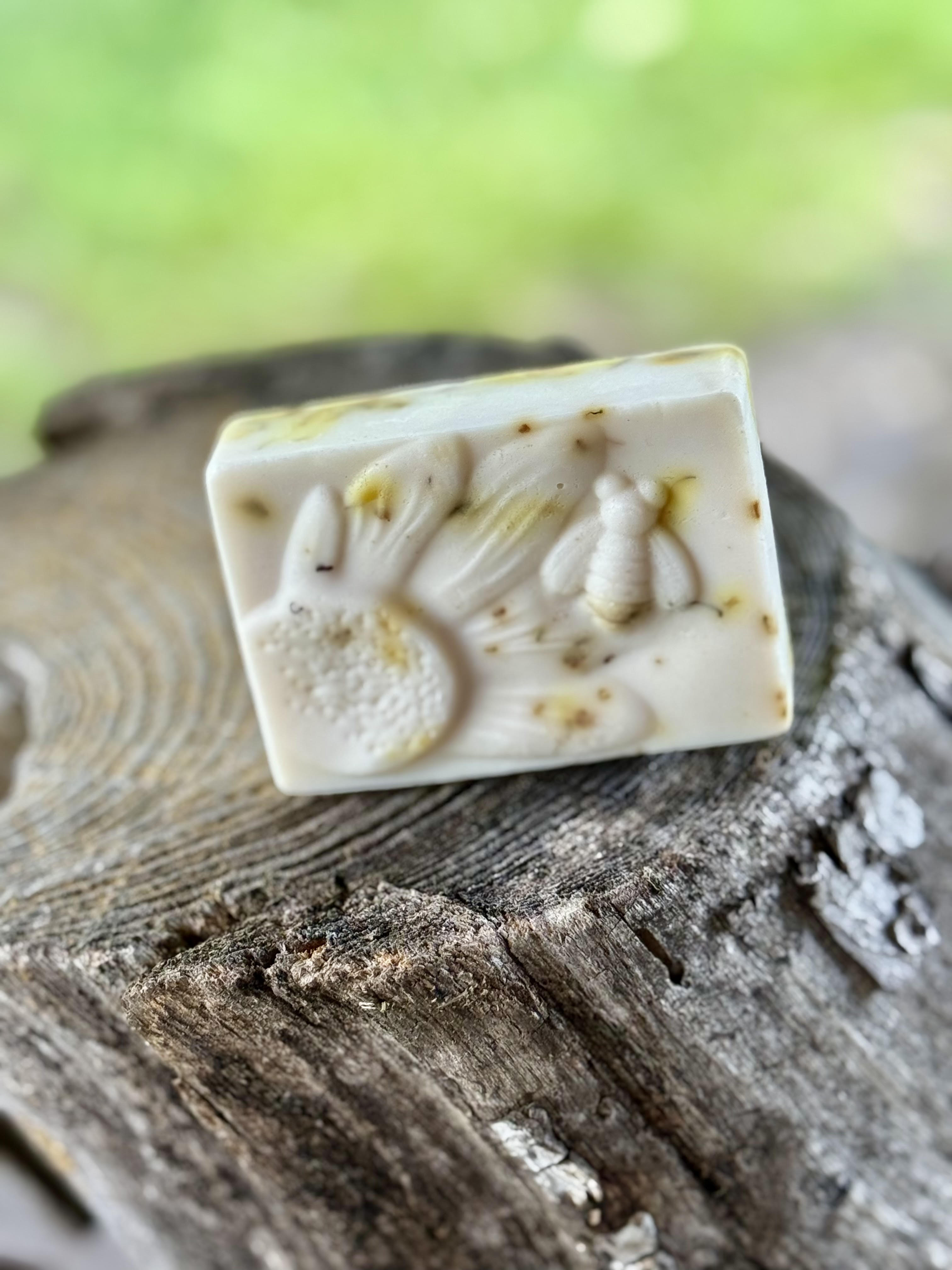 Shea Butter Honey Soap 4oz. Bar
